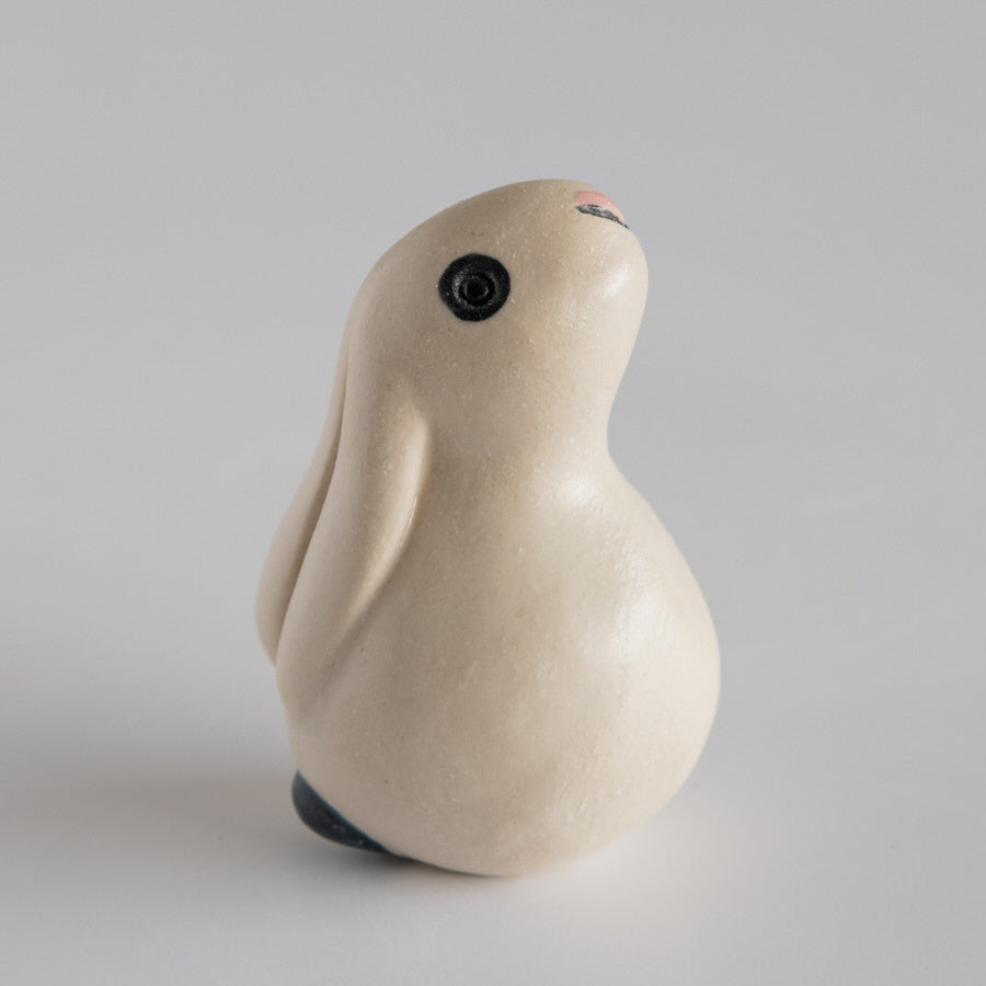 Ceramic collectable - Bobbly Bunny Sculpture - sarahbrabbin