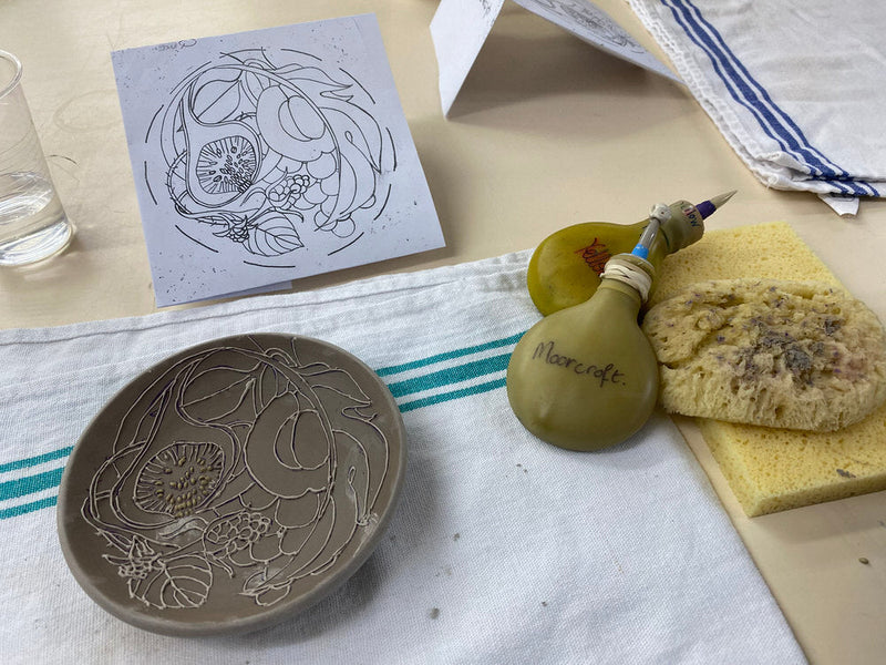 Tools of the Moorcroft trade - tubeliner and a pattern