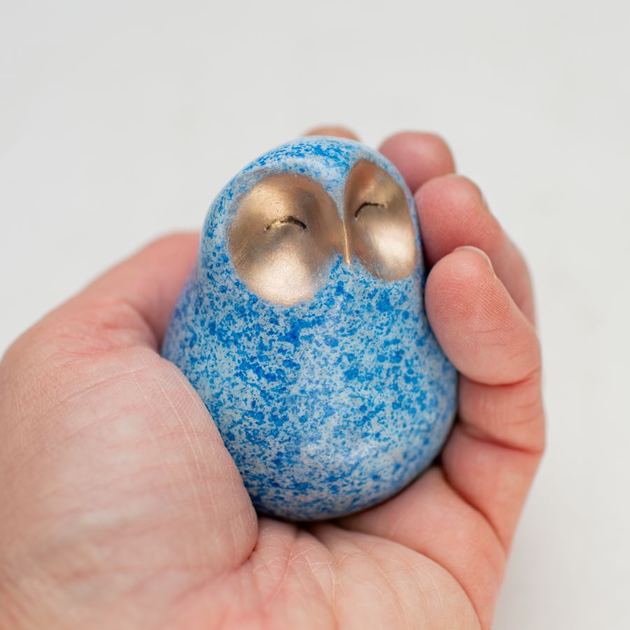 Small foundry bronze happy owl sculpture - sarahbrabbin