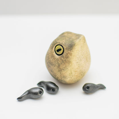Small Ceramic Toad and Tadpoles - sarahbrabbin