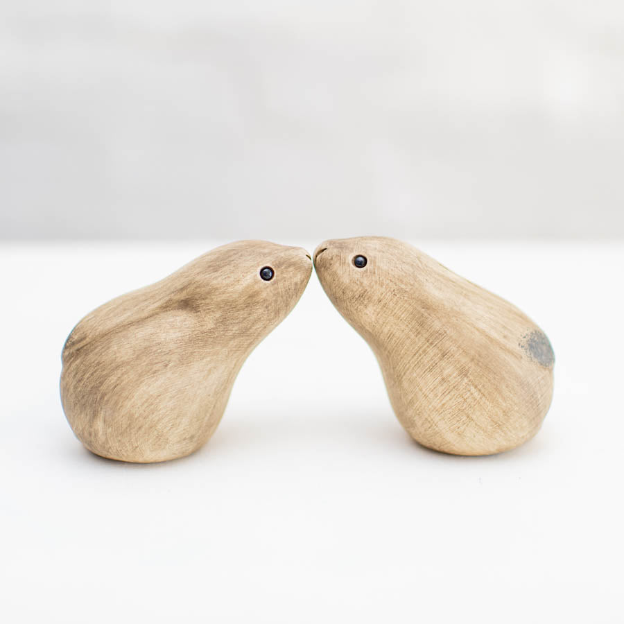 Kissing Ceramic Hares Gift Set