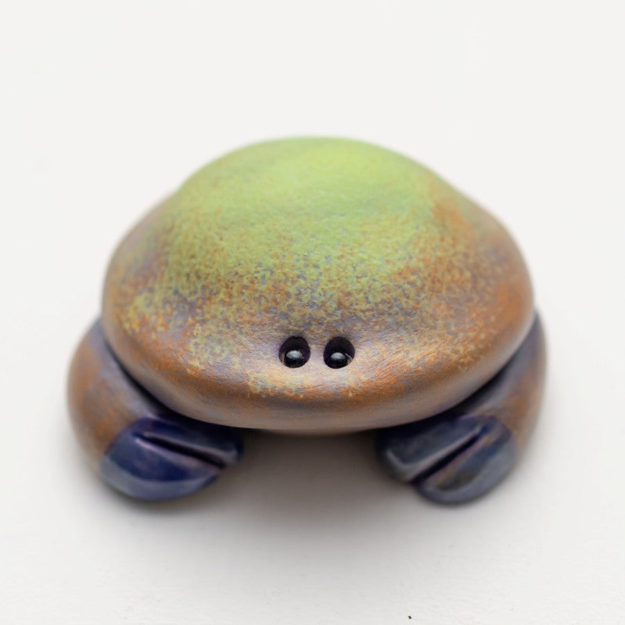 Small ceramic crab multi colour matt