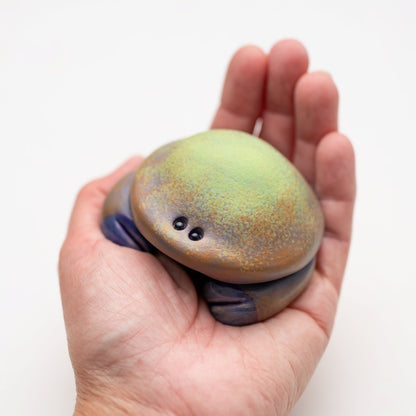 Small ceramic crab multi colour matt