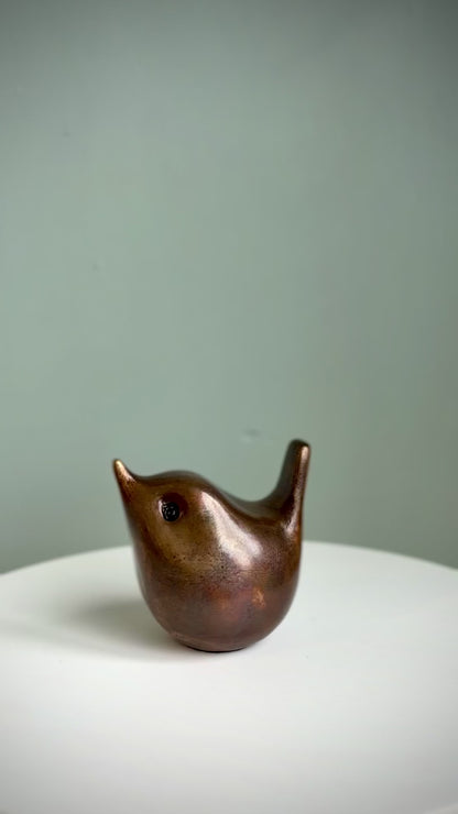 Small Foundry Cast Bronze Wren Sculpture - Nutmeg Patina